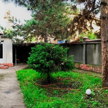Ala-Bel Guesthouse Бишкек Экстерьер фото